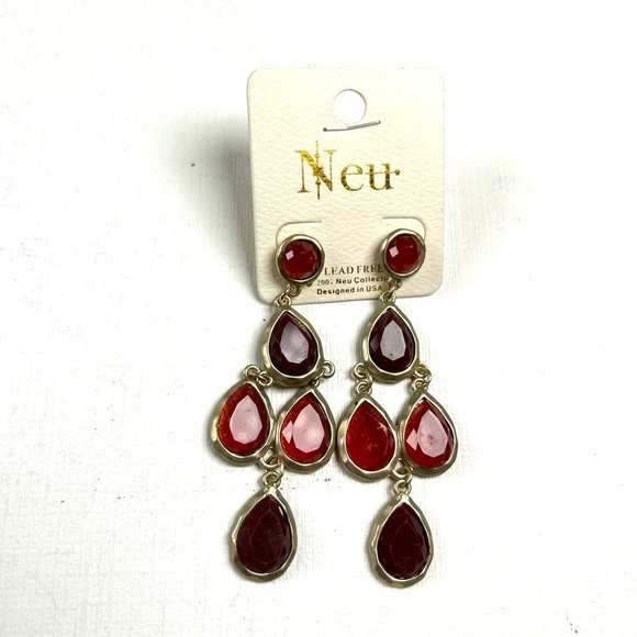 Neu Costume Chandelier Dangle Earrings C1 - Picture 2 of 4